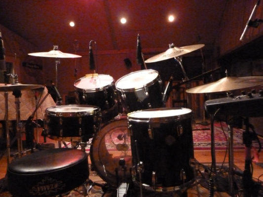 Live drum backing tracks